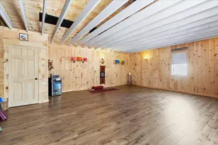 19 Elm St, Lancaster, NH 03584 - Photo 23