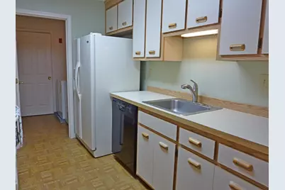 45 Dogwood Drive #208, Nashua, NH 03062 - Photo 5