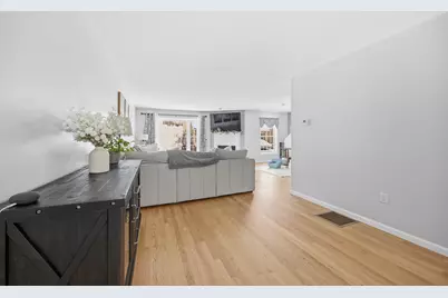 11 Canterberry Court #A, Hudson, NH 03051 - Photo 9