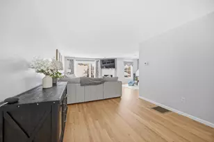 11 Canterberry Ct, Hudson, NH 03051 - Photo 9