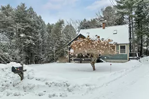 136 Lovering Ave, Loudon, NH 03307 - Photo 9