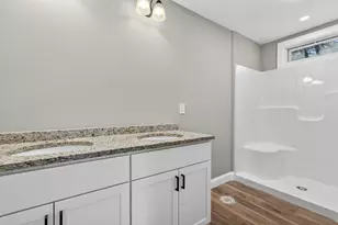 73 Ferry St, Hudson, NH 03051 - Photo 13