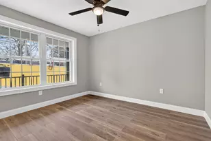 73 Ferry St, Hudson, NH 03051 - Photo 5