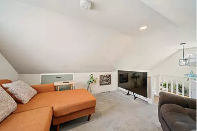 223 W Shore Avenue, Manchester, NH 03109 - Photo 21