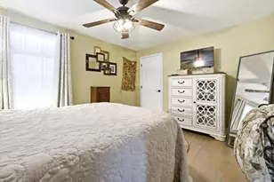 16 Champagne Dr, Nashua, NH 03062 - Photo 21