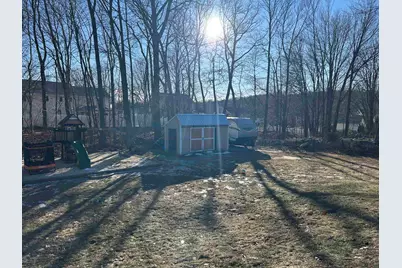 1409 Wellington Road, Manchester, NH 03104 - Photo 29