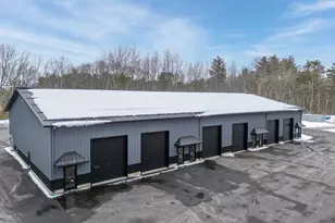 32 London Ln, Seabrook, NH 03874 - Photo 1