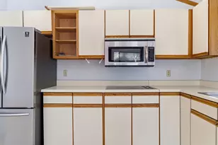 27 W Chamberlain Rd, Merrimack, NH 03054 - Photo 11