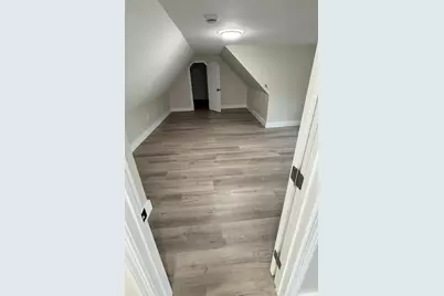 388 Belmont Street, Manchester, NH 03103 - Photo 11