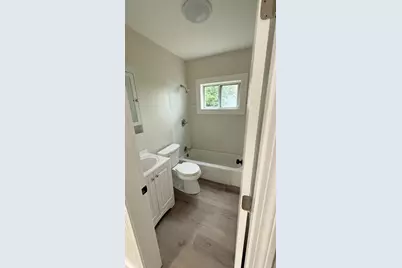 388 Belmont Street, Manchester, NH 03103 - Photo 7