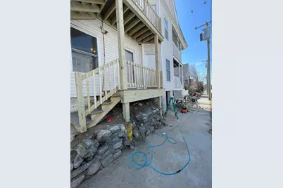 388 Belmont Street, Manchester, NH 03103 - Photo 21