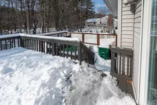 12 Pioneer Dr, Nashua, NH 03062 - Photo 39