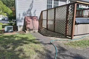 12 Pioneer Dr, Nashua, NH 03062 - Photo 59