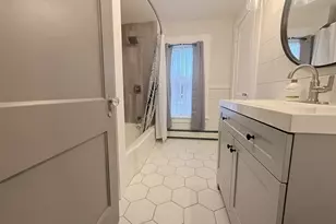 19 Kenyon St, Claremont, NH 03743 - Photo 21