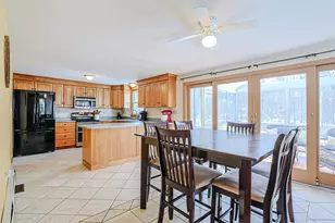 27 Farmer Rd, Merrimack, NH 03054 - Photo 7