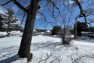 21 Wheatley St, Lebanon, NH 03766 - Photo 15