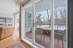 300 River Rd, Manchester, NH 03104 - Photo 9