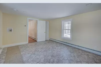 215 Hillside Avenue, Conway, NH 03818 - Photo 7