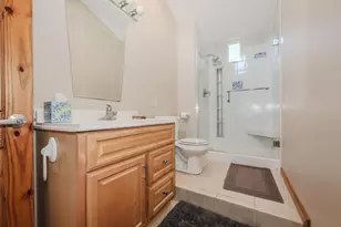 4 Windsor Blvd, Londonderry, NH 03053 - Photo 27