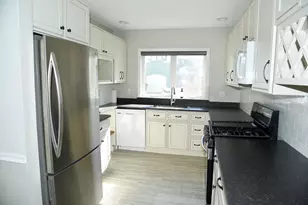 21 Clearwater Dr, Dover, NH 03820 - Photo 11