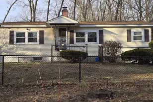 19 W Stearns Ave, Hooksett, NH 03106 - Photo 1