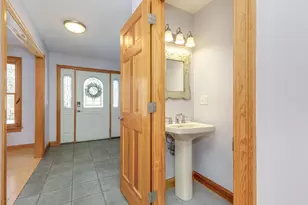 762 Robinson Rd, Pembroke, NH 03275 - Photo 15