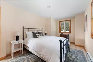 22 Crescent Ln, Hebron, NH 03241 - Photo 21