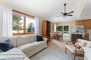 22 Crescent Ln, Hebron, NH 03241 - Photo 9