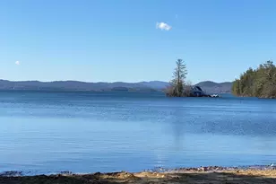 22 Crescent Ln, Hebron, NH 03241 - Photo 5