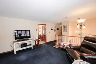 14 Loren Rd, Salem, NH 03079 - Photo 7