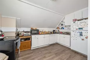 43 High St, Laconia, NH 03246 - Photo 9