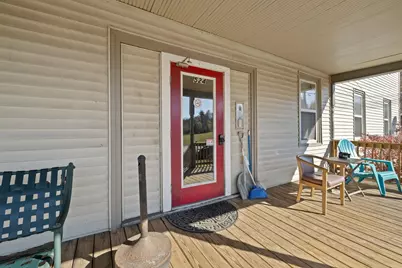 524 Sunapee Street, Newport, NH 03773 - Photo 5