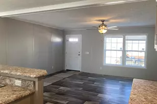 40 School St, Canaan, NH 03741 - Photo 9