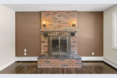 19 Auburn Road, Londonderry, NH 03053 - Photo 5