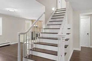 19 Auburn Rd, Londonderry, NH 03053 - Photo 29