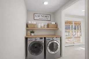 19 Auburn Rd, Londonderry, NH 03053 - Photo 43