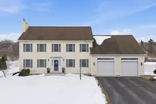 19 Viola Cir, Seabrook, NH 03874 - Photo 3