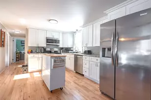 325 Pembroke Hill Rd, Pembroke, NH 03275 - Photo 7