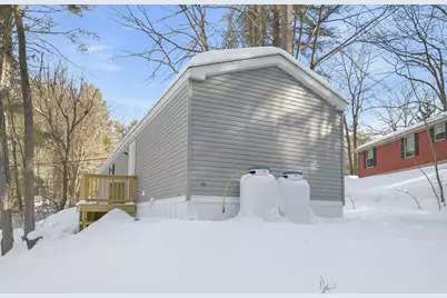 15 Sullivan Drive, Allenstown, NH 03275 - Photo 5