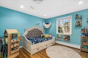 21 Berry Rd, Derry, NH 03038 - Photo 15