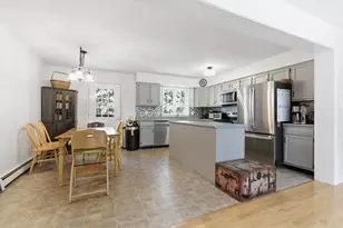 48 Huntington Dr, Hillsboro, NH 03244 - Photo 3