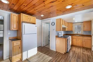 19 Maple Ave, Newton, NH 03858 - Photo 9