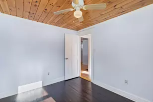 19 Maple Ave, Newton, NH 03858 - Photo 15