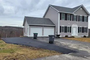 146 Brookview Dr, Hooksett, NH 03106 - Photo 3