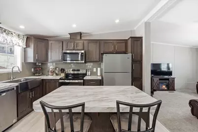 7 Pinecrest Circle, Allenstown, NH 03275 - Photo 9