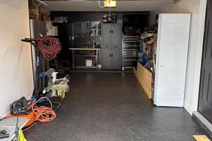 17 Walnut Cir, Merrimack, NH 03054 - Photo 3