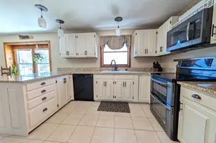 1 Jason Dr, Stratham, NH 03885 - Photo 13