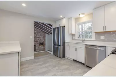 16 Emerson Road, Nashua, NH 03062 - Photo 9