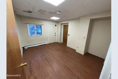 292 West Street, Pittsfield, MA 01201 - Photo 9