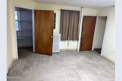 292 West Street, Pittsfield, MA 01201 - Photo 11